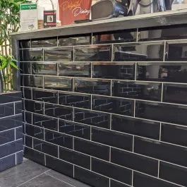 Bevelled Black 10x20